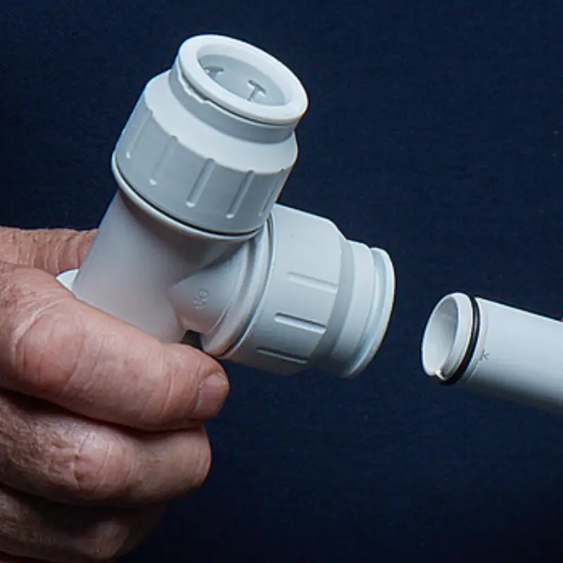 can you use pneumatic fittings for water