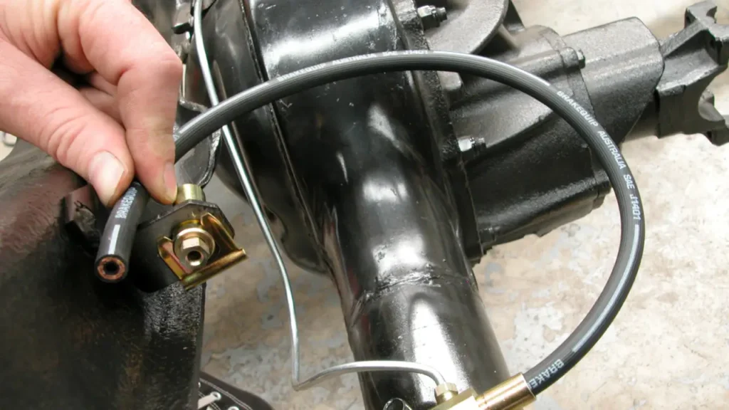 how tight brake line fittings
