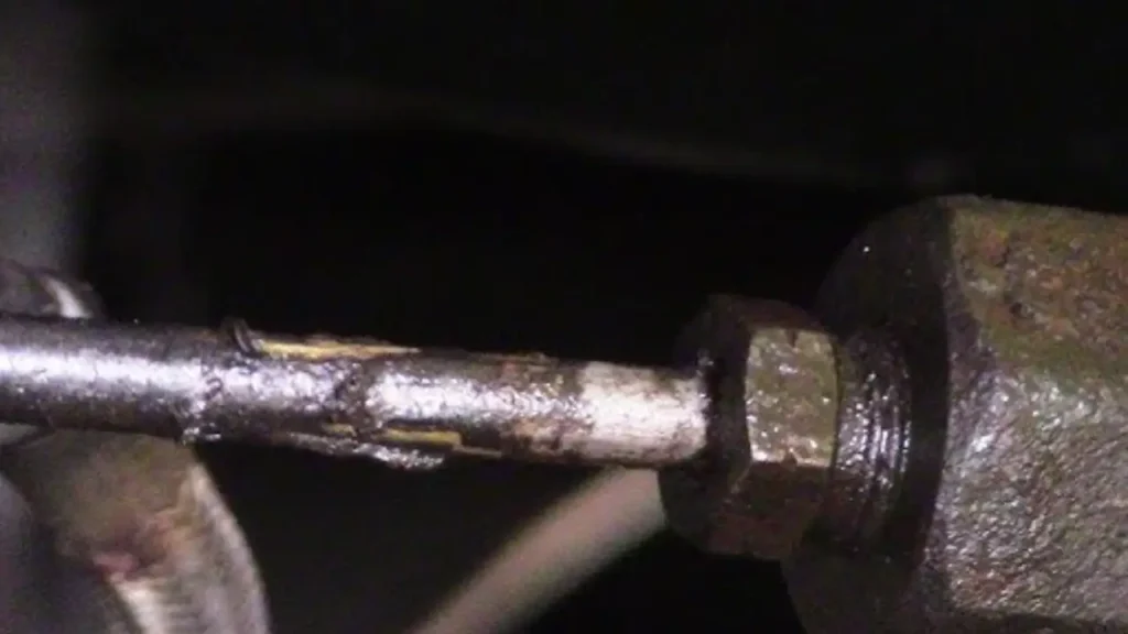 removing rusted brake line fittings